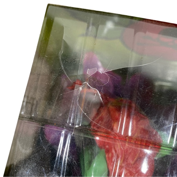 POISON IVY 9" DC Gallery Diorama Statue, Diamond Select Toy Figure - Picture 10 of 10